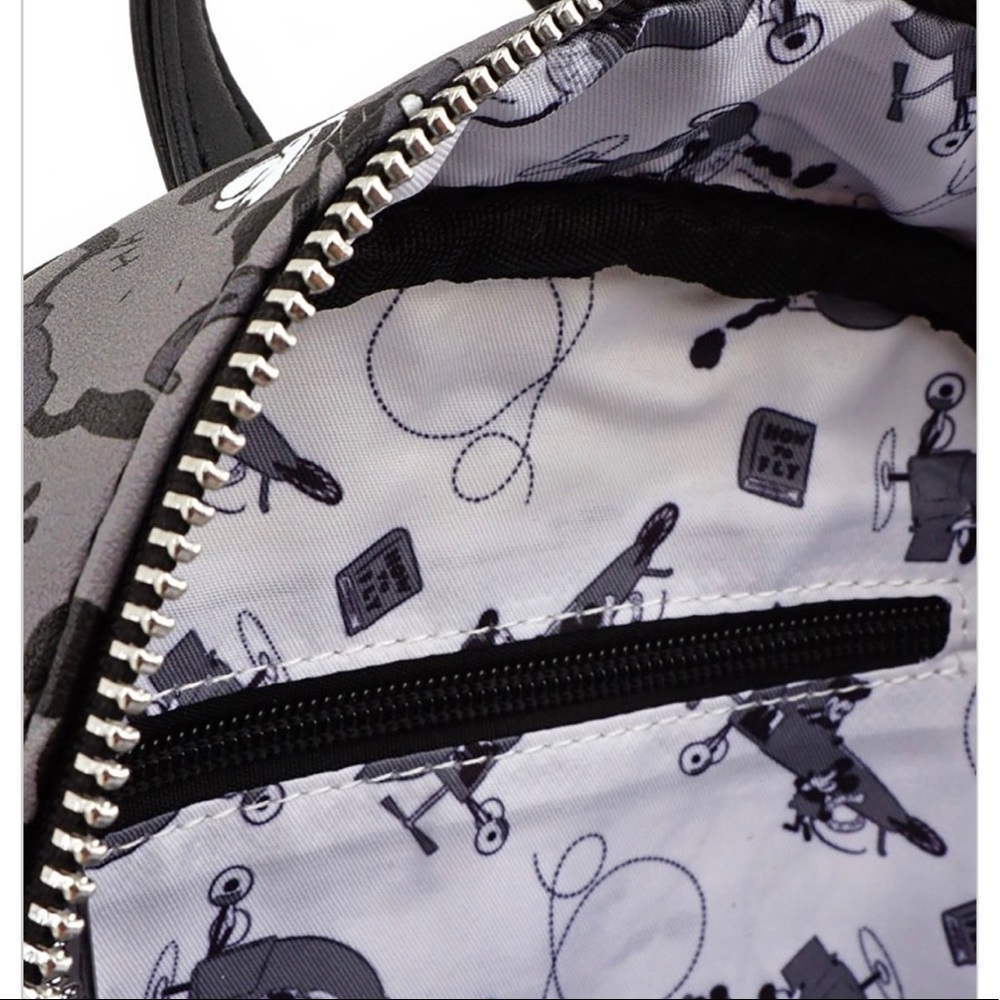 Loungefly Mickey Mouse Backpack - Picture 5 of 5